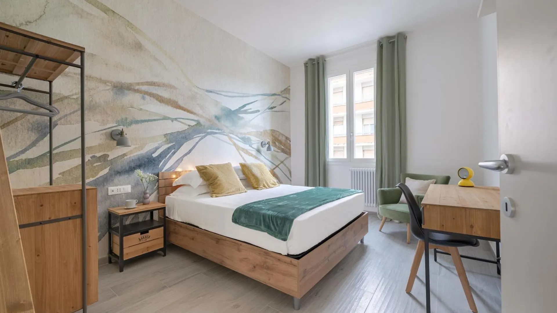 Via Pollaiolo, 55 - Florence Charming Apartments - Comfort E Stile A 350Mt Dal Tram! First Floor With Elevator And Car Places On Street Italia