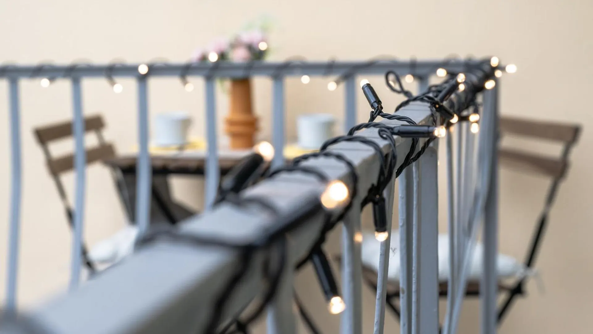 Via Pollaiolo Apartments: Comfort and Style near Tram Florence Apartment