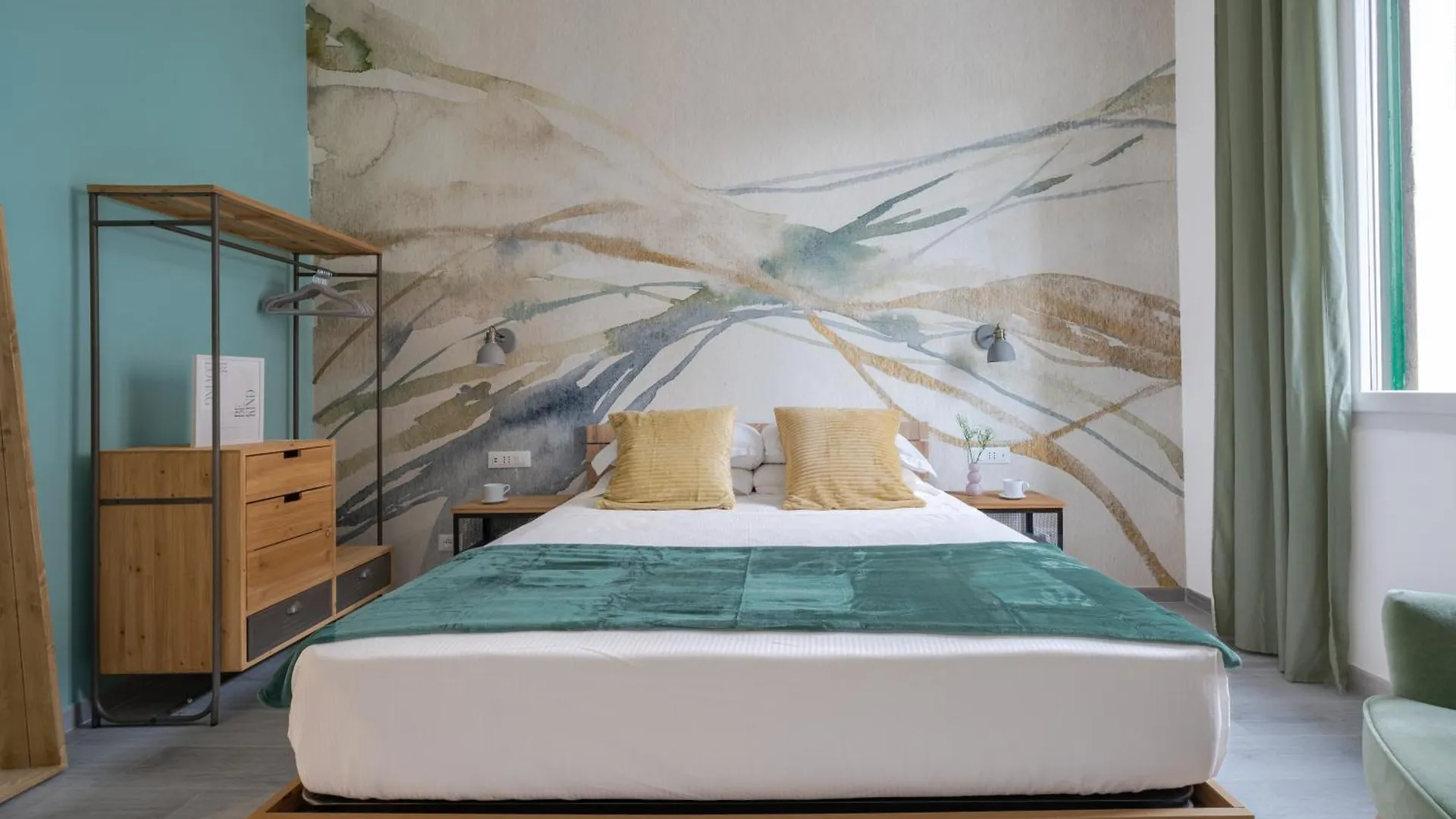Via Pollaiolo Apartments: Comfort and Style near Tram Florence 0*,