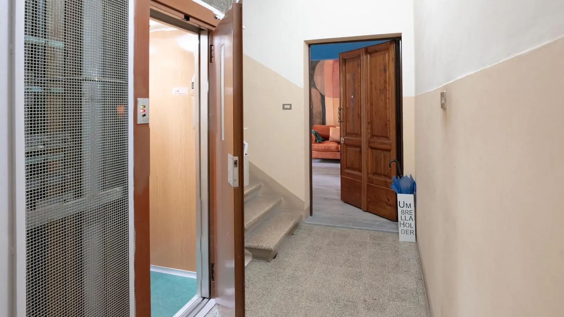 Apartment Via Pollaiolo Apartments: Comfort and Style near Tram Florence
